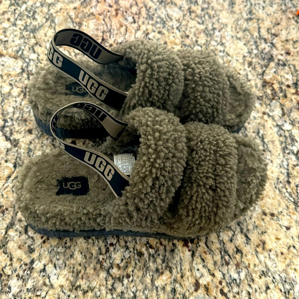 Oh fluffita Olive green Uggs